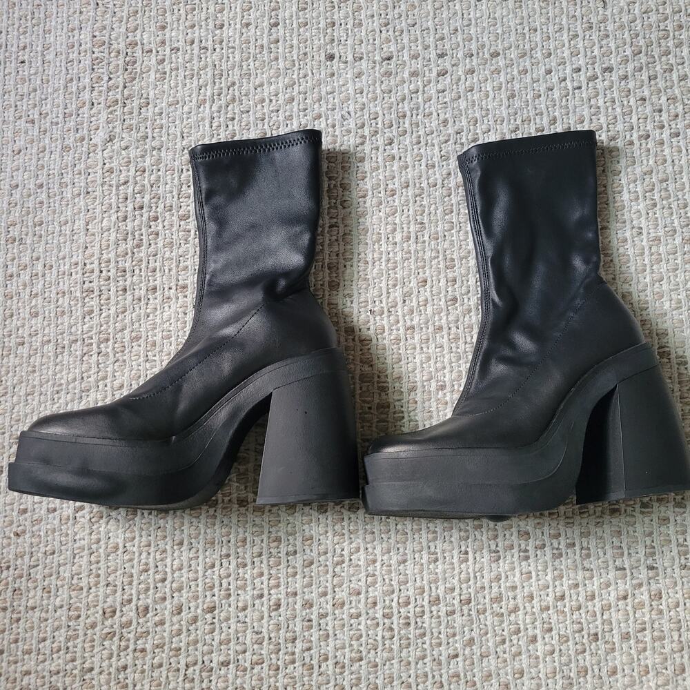 Bershka Womens 37 Black Platform Boots Fitted Heel Sock Boots Minimalist - Picture 4 of 8